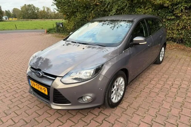 Ford Focus (2012)