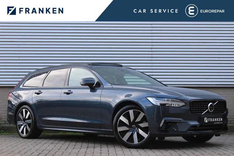 Volvo V90 (2025)