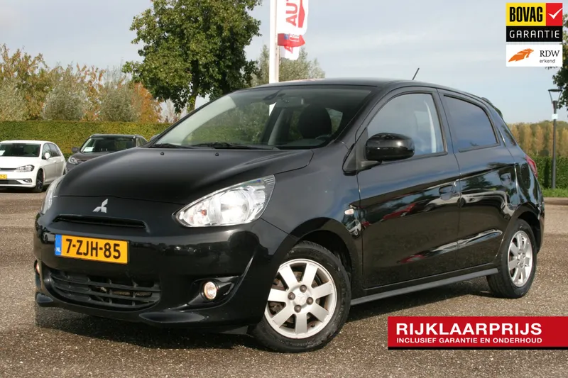 Mitsubishi Space Star (2015)