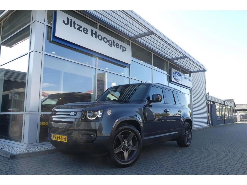 Land Rover Defender (2022) — foto 1