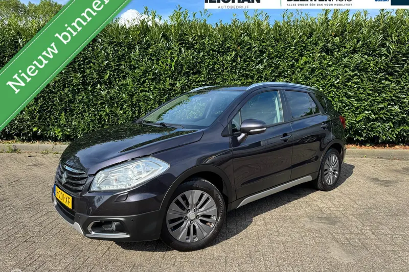 Suzuki SX4 S-Cross (2014)