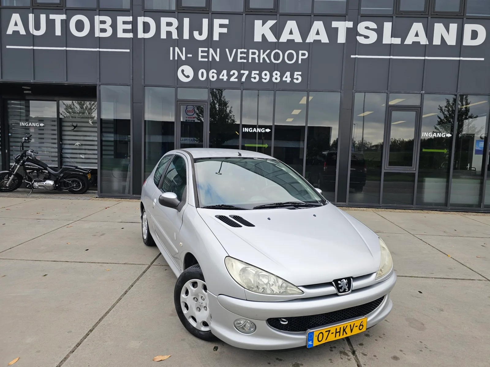 Peugeot 206 (2008) — foto 1