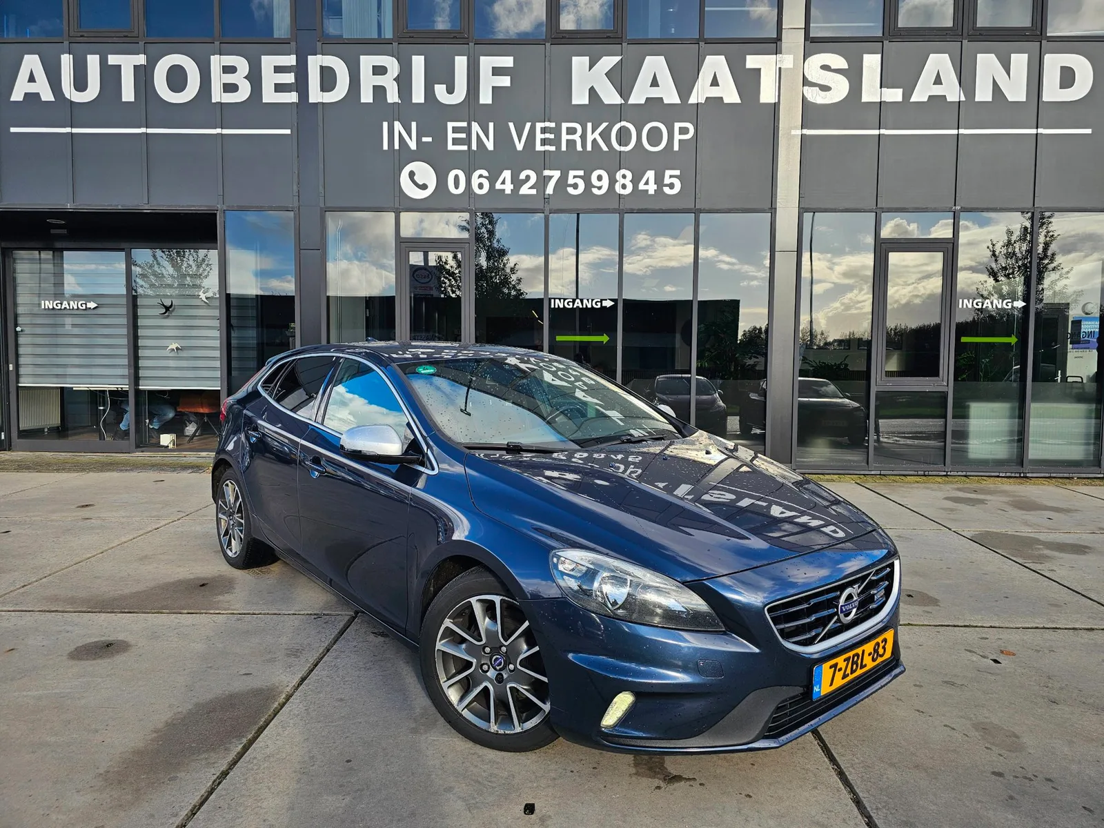 Volvo V40 (2014) — foto 1
