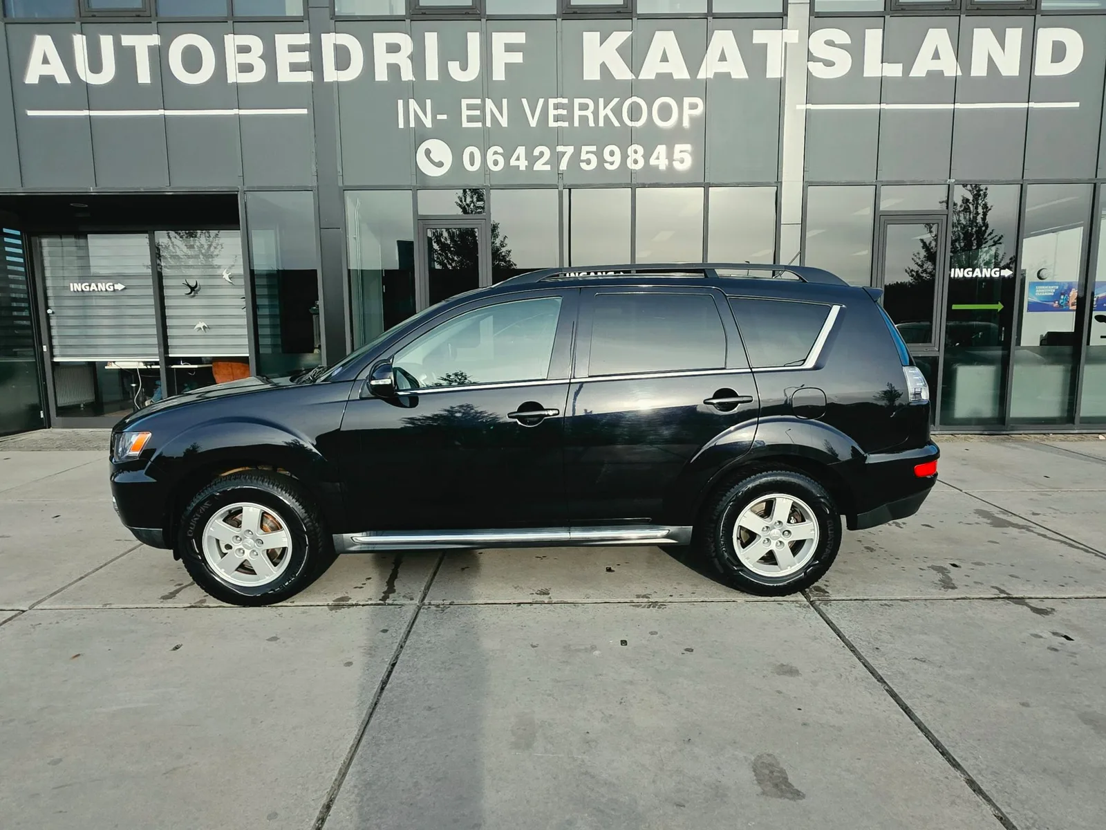 Mitsubishi Outlander (2011) — foto 1