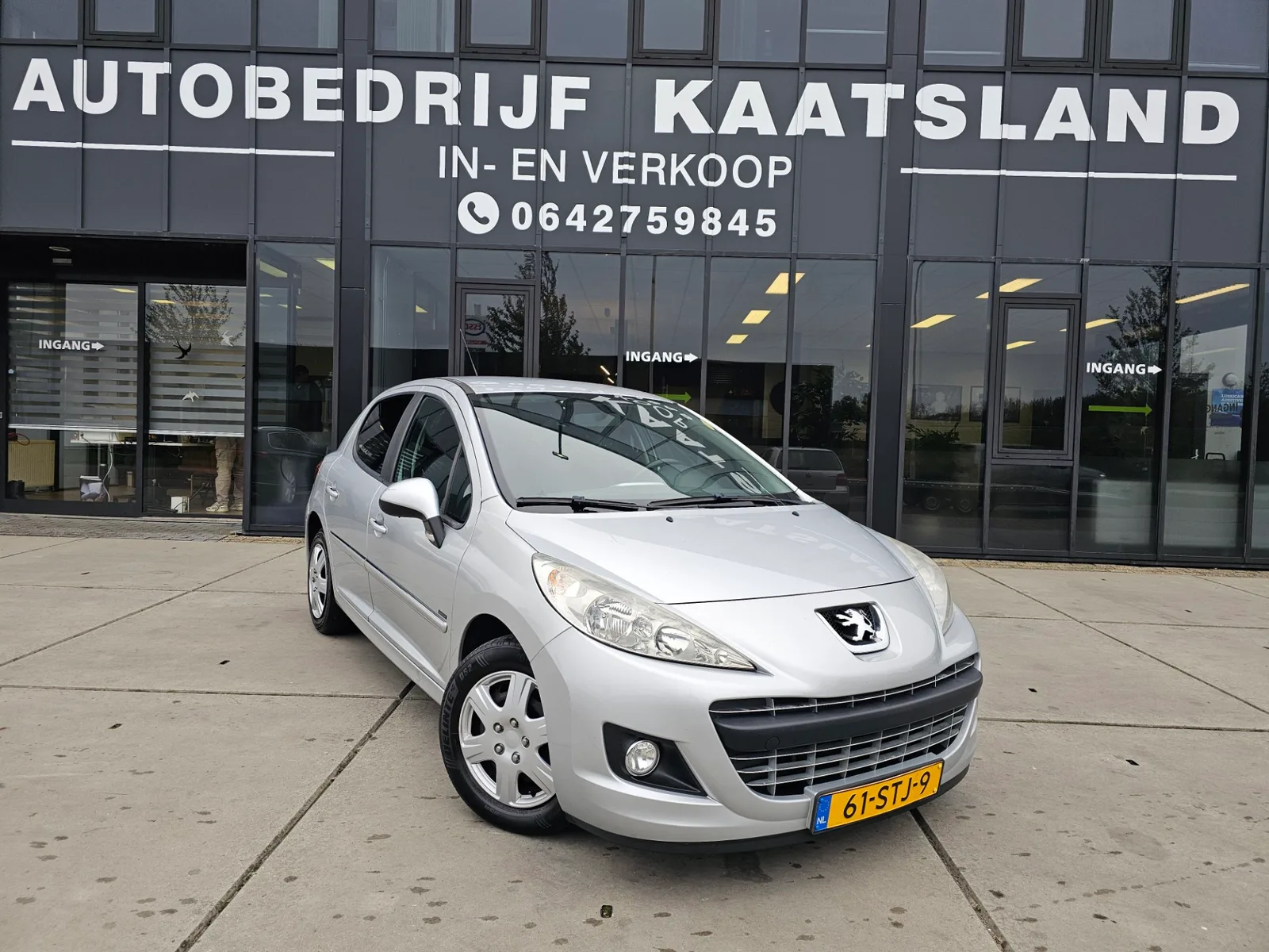Peugeot 207 (2011) — foto 1
