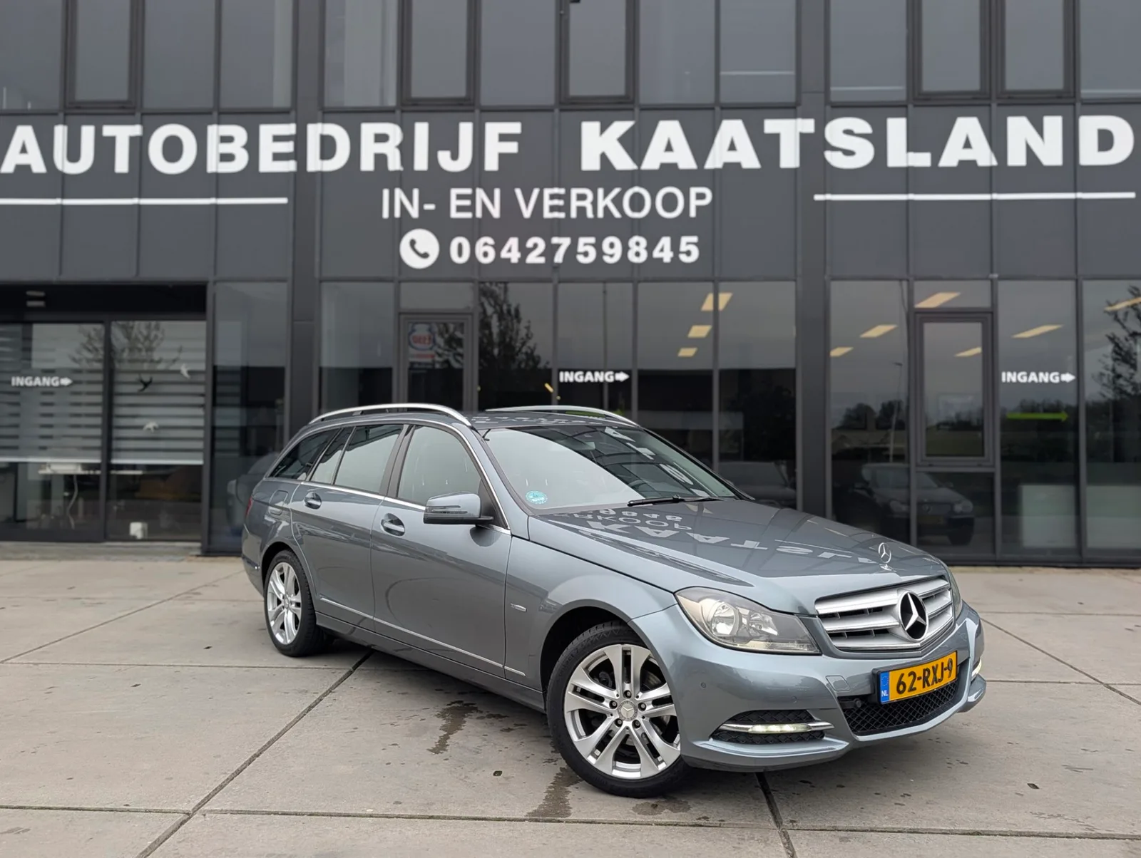 Mercedes-Benz C-Klasse (2011) — foto 1