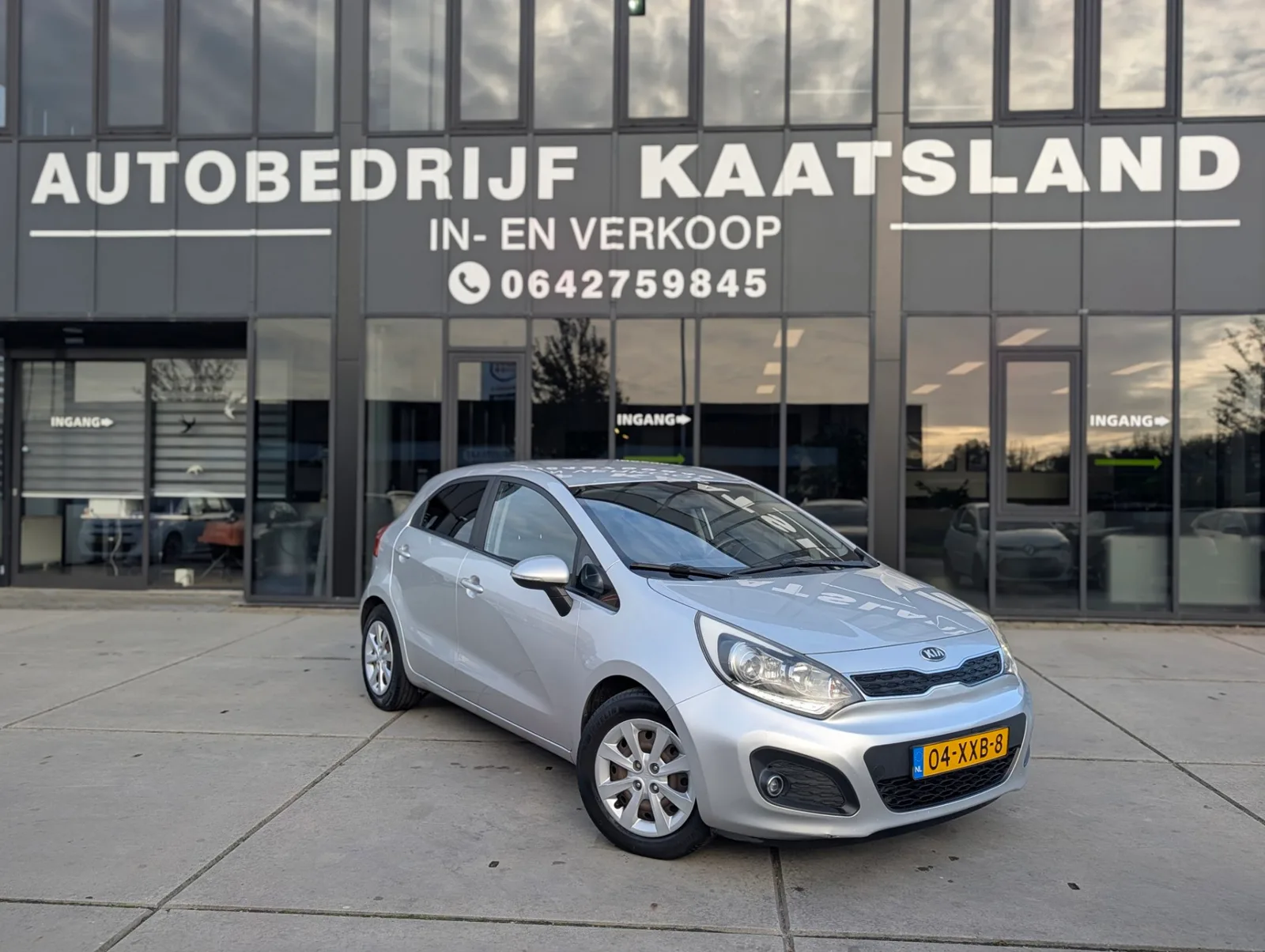 Kia Rio (2013) — foto 1