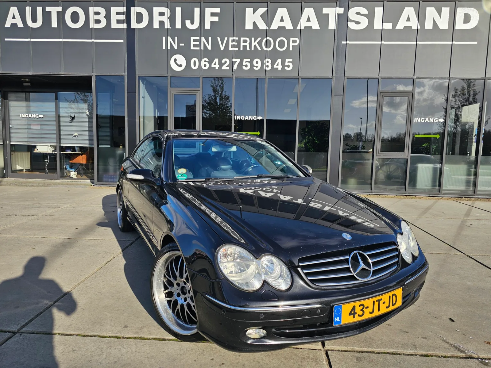 Mercedes-Benz CLK-Klasse (2002) — foto 1