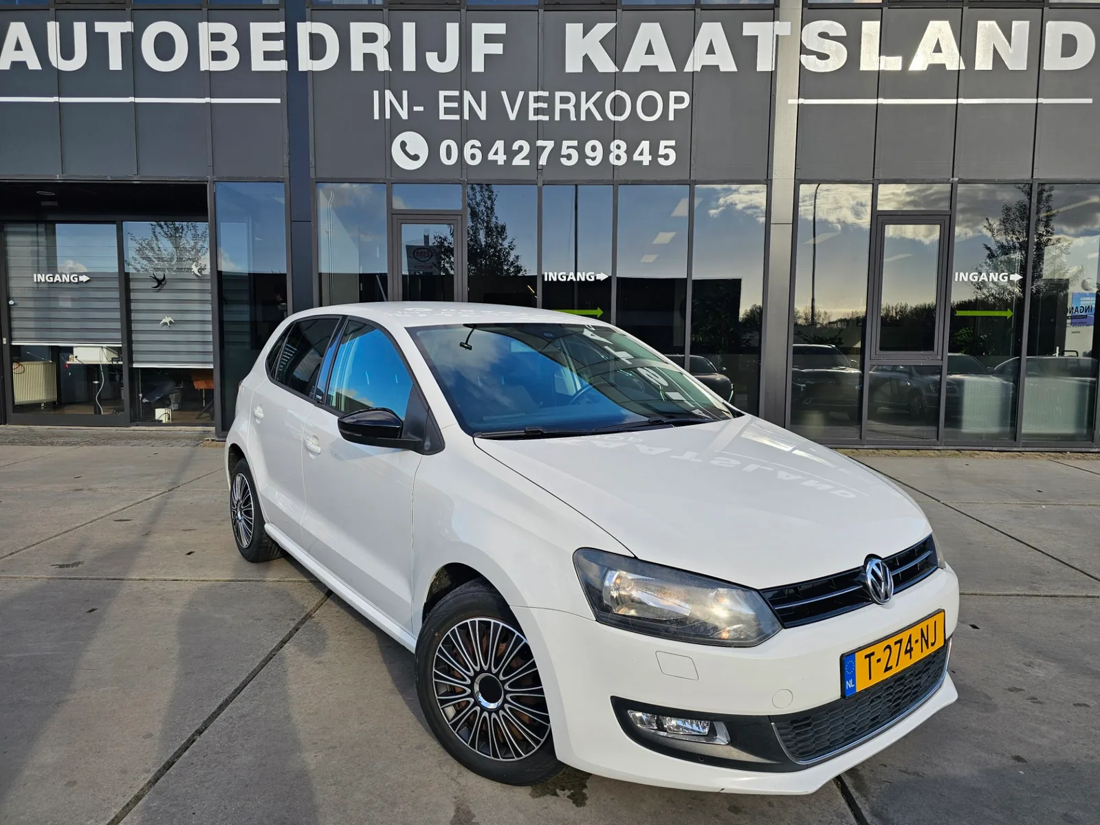 Volkswagen Polo (2011) — foto 1
