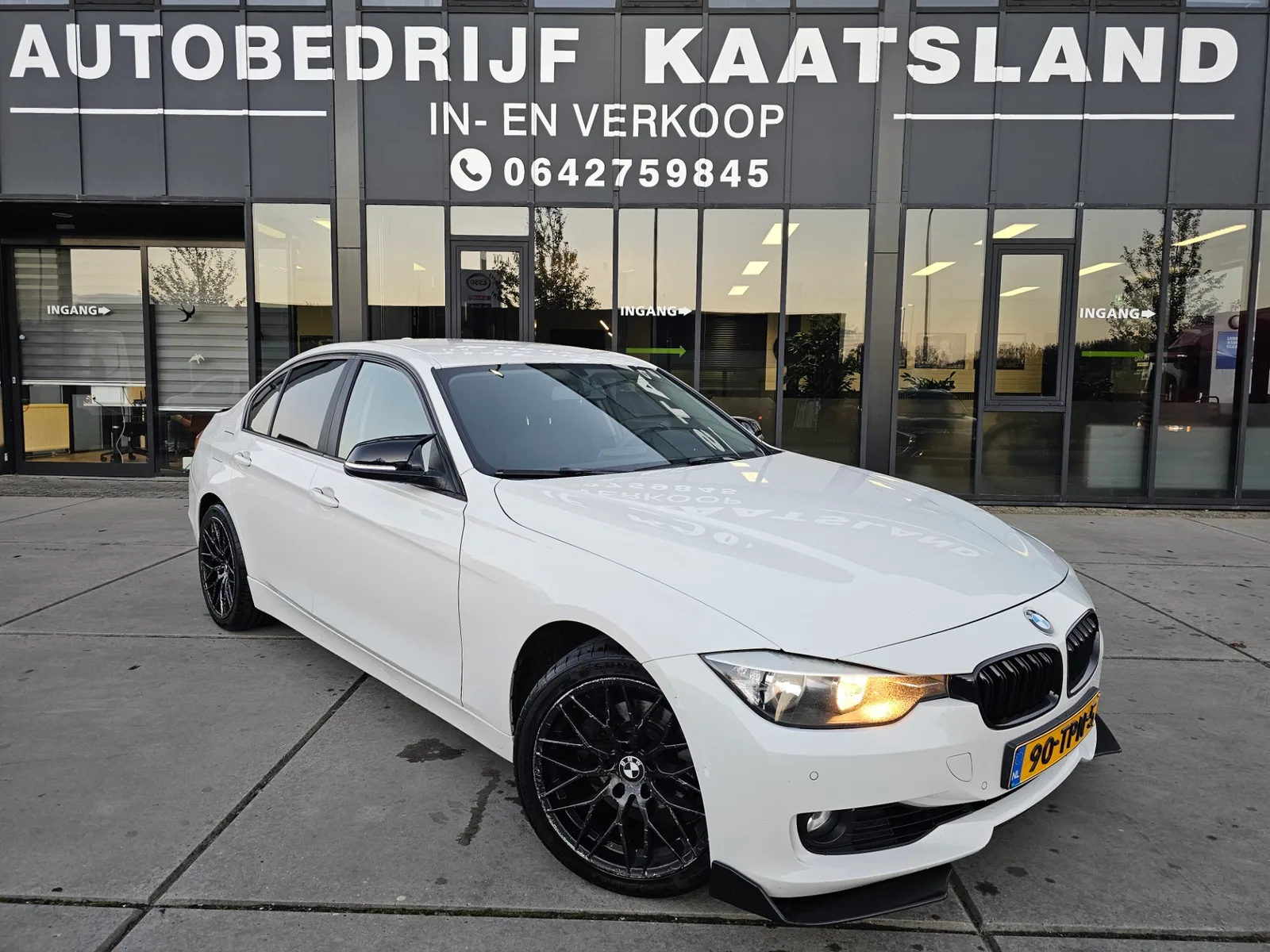 BMW 3-Serie (2012) — foto 1