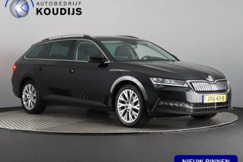 Škoda Superb (2022)
