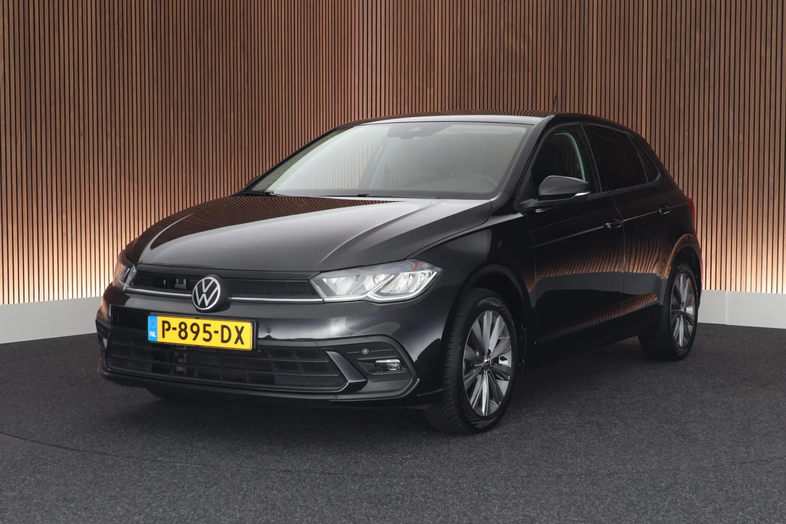 Volkswagen Polo (2022) — foto 1
