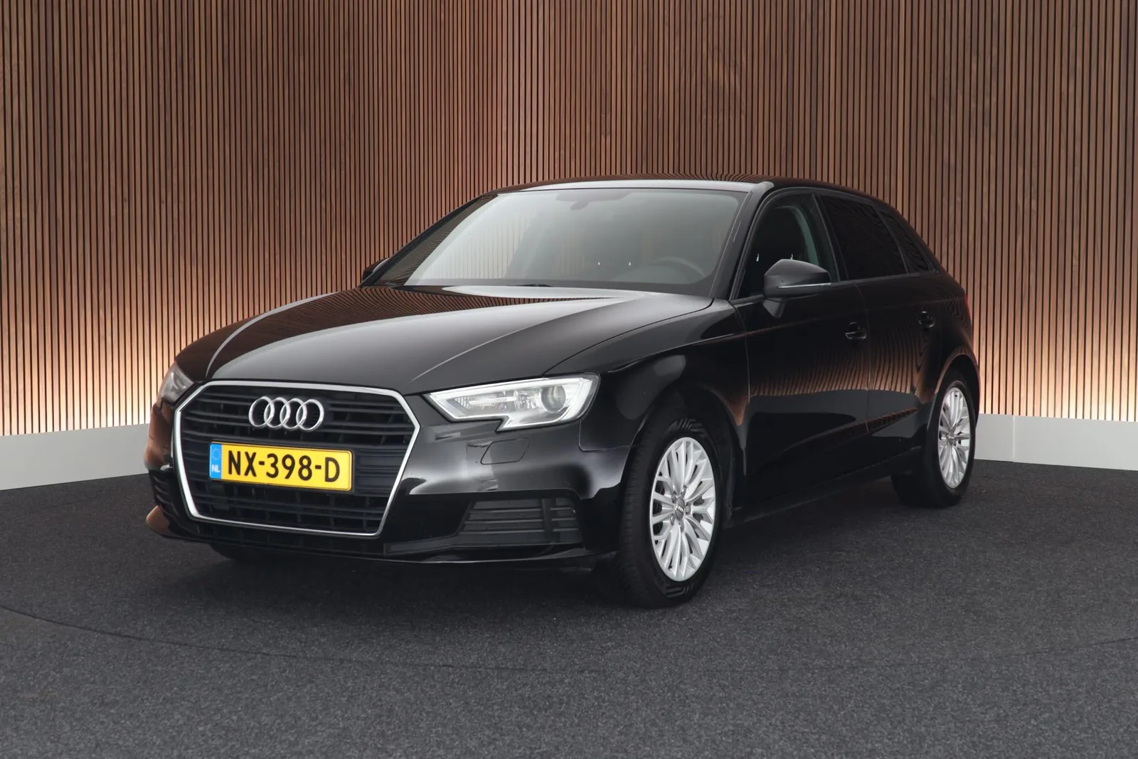 Audi A3 (2017) — foto 1