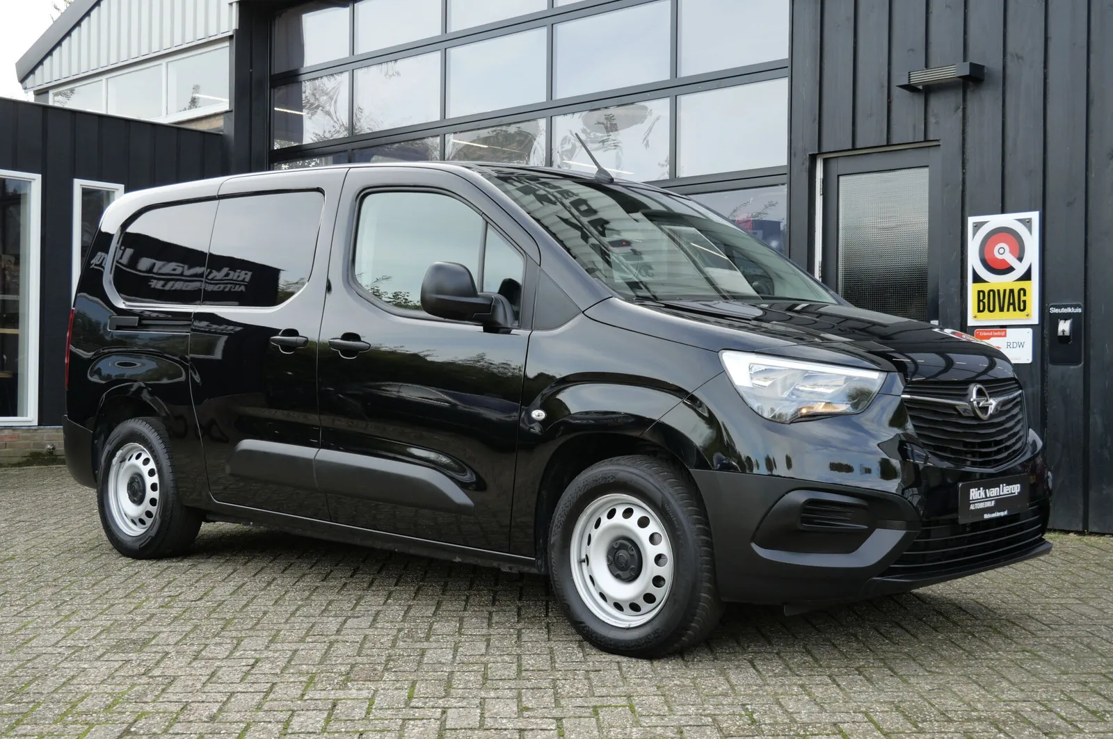 Opel Combo-e (2023) — foto 1