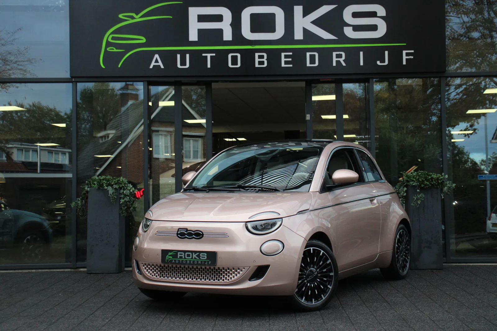 Fiat 500e (2023) — foto 1