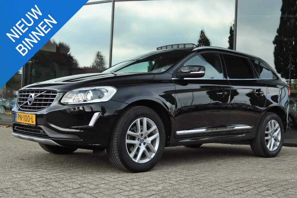 Volvo XC60 (2017) — foto 1