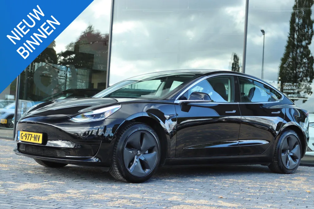 Tesla Model 3 (2019) — foto 1