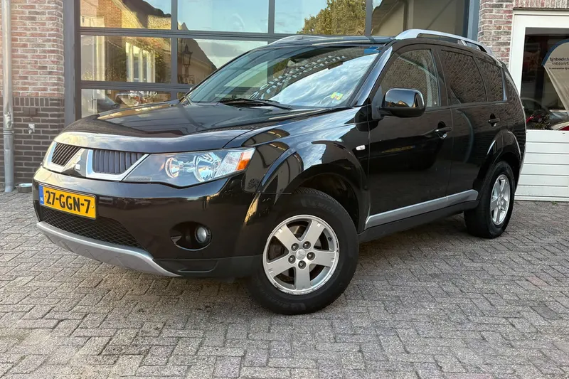 Mitsubishi Outlander (2008)