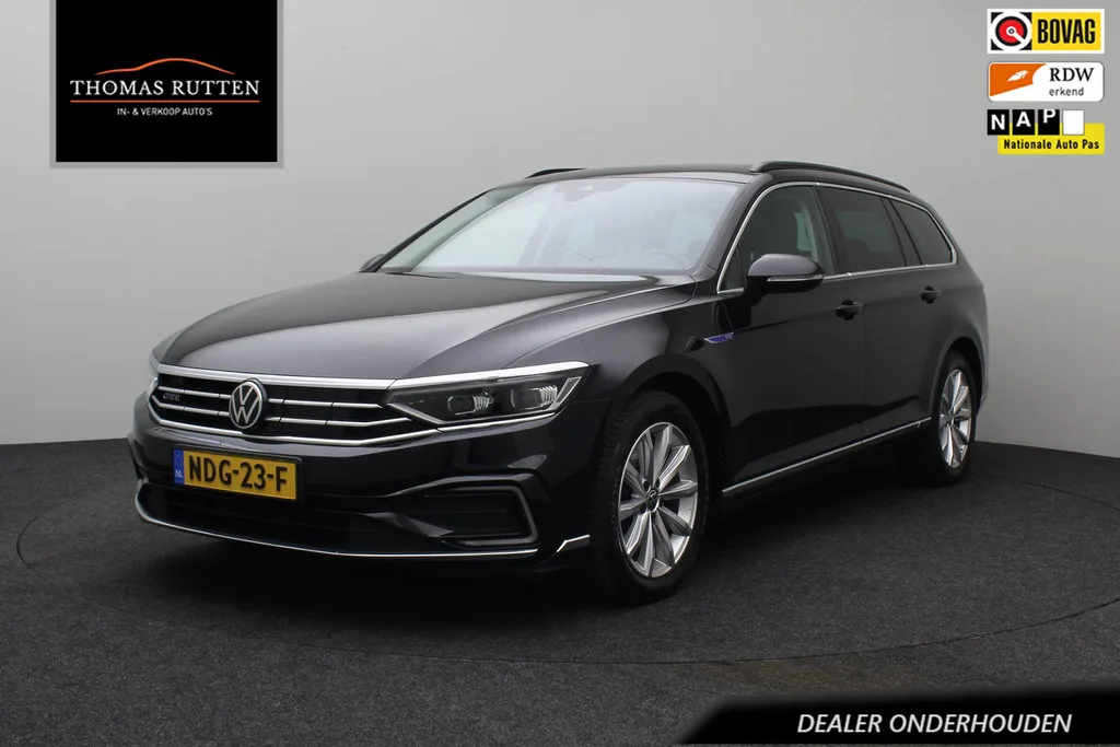 Volkswagen Passat (2020) — foto 1
