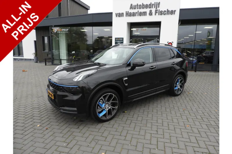 Lynk & Co 01 (2023)