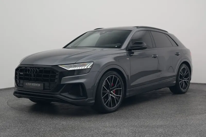 Audi Q8 (2023)