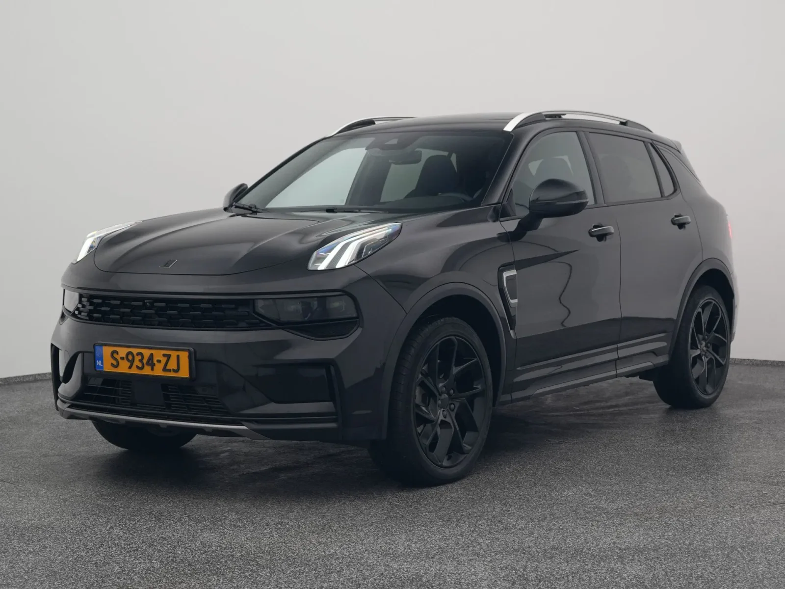 Lynk & Co 01 (2023) — foto 1