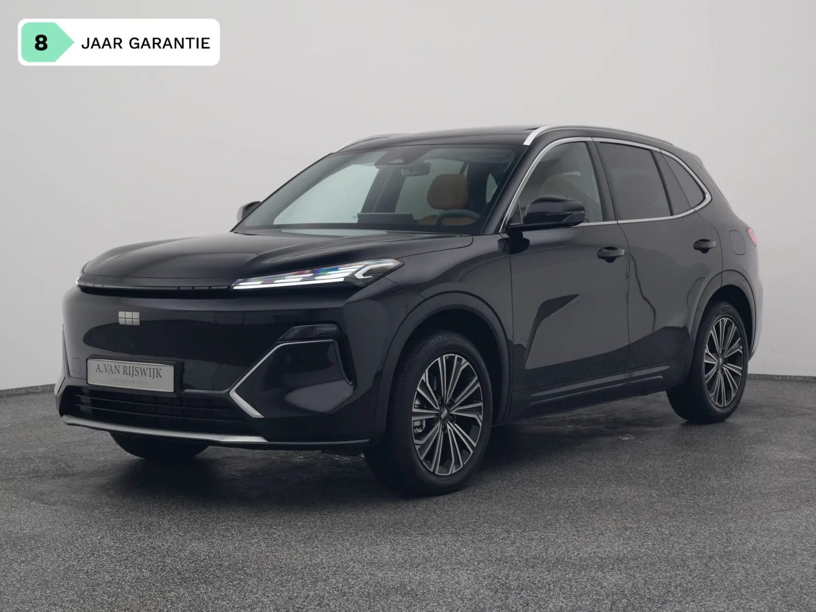 Geely Starray EM-i (2026) — foto 1