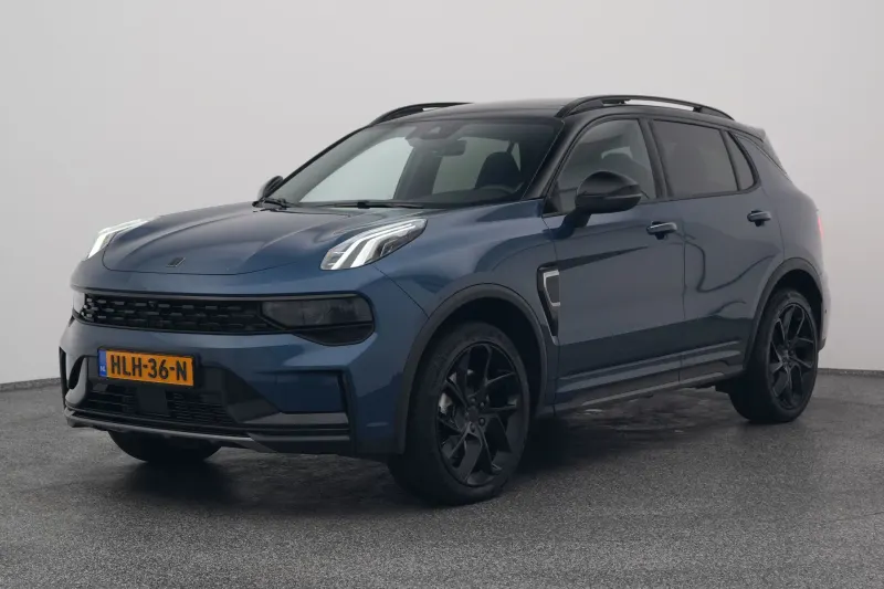 Lynk & Co 01 (2025)