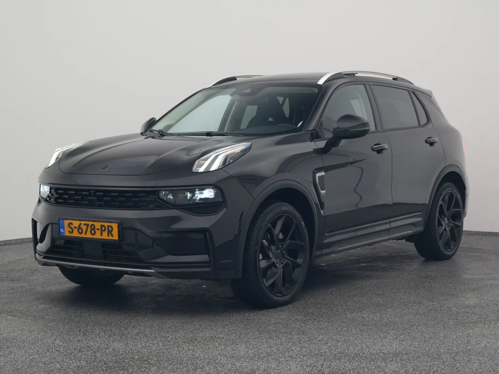 Lynk & Co 01 (2023) — foto 1