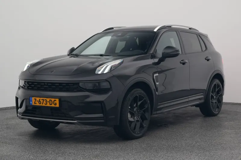 Lynk & Co 01 (2024)