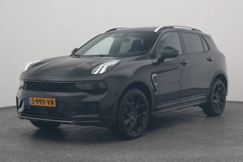 Lynk & Co 01 (2023)
