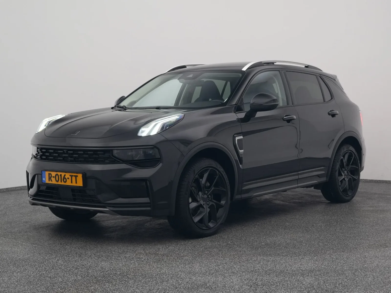 Lynk & Co 01 (2022) — foto 1