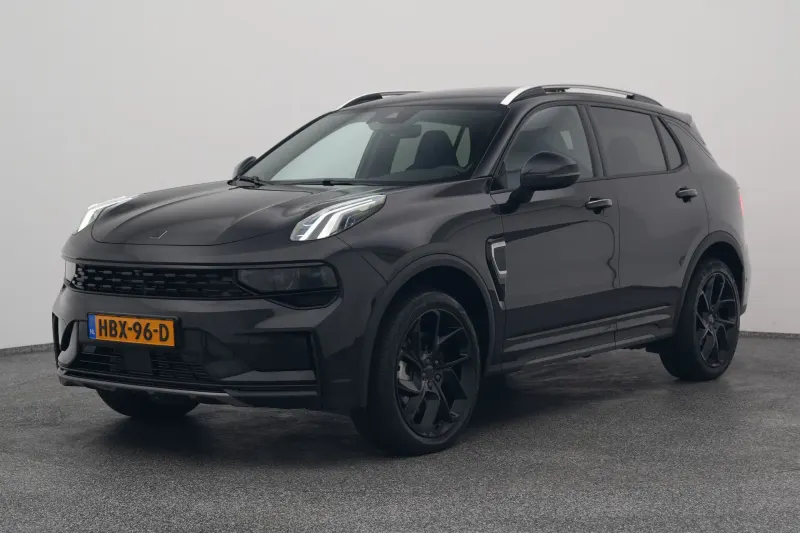 Lynk & Co 01 (2025)