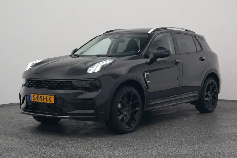 Lynk & Co 01 (2023)
