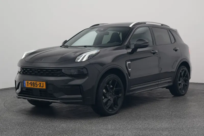 Lynk & Co 01 (2023)