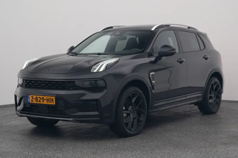 Lynk & Co 01 (2024)