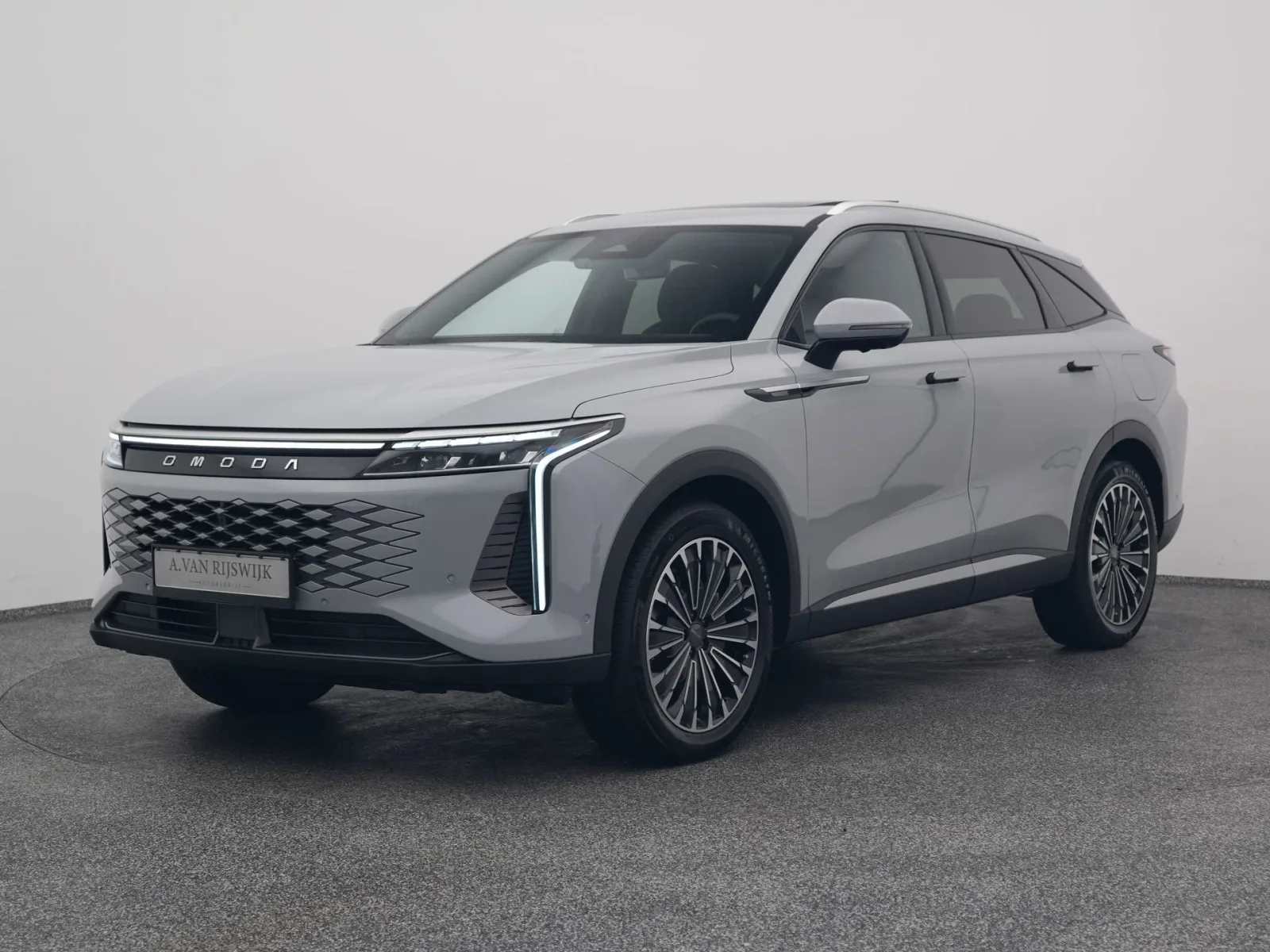Omoda 9 (2026) — foto 1