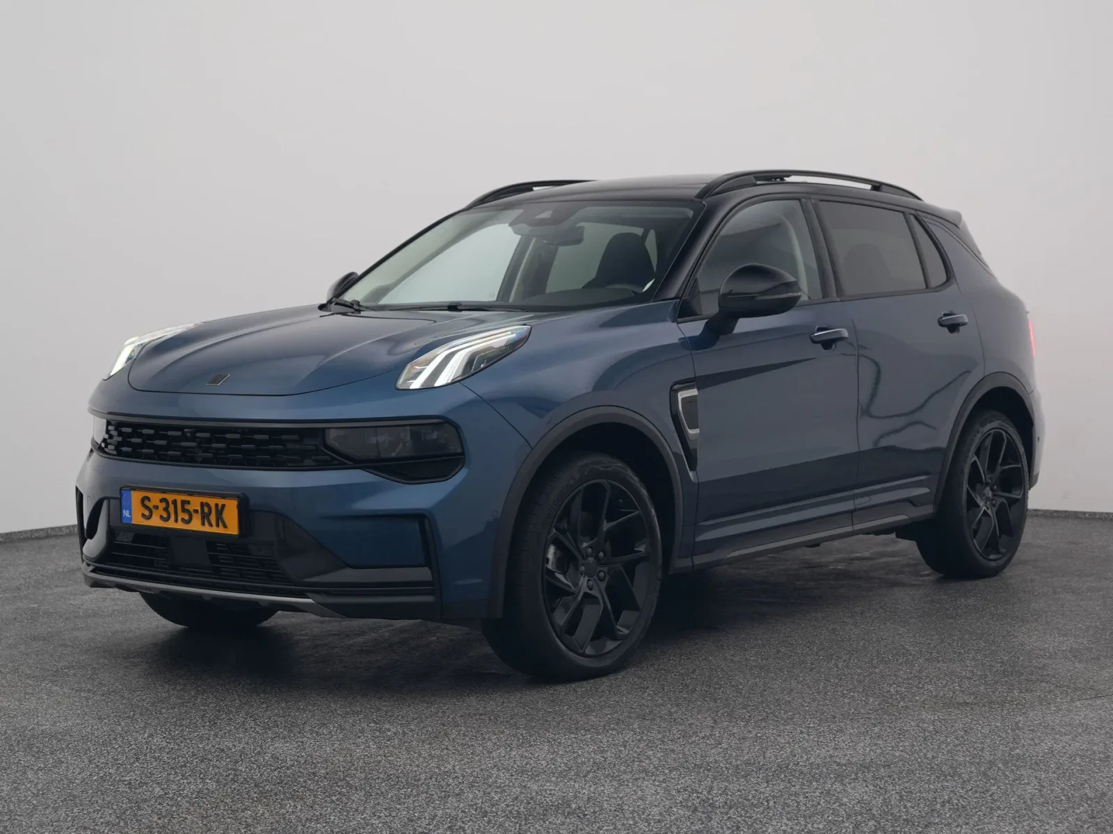 Lynk & Co 01 (2023) — foto 1