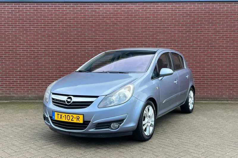 Opel Corsa (2008)