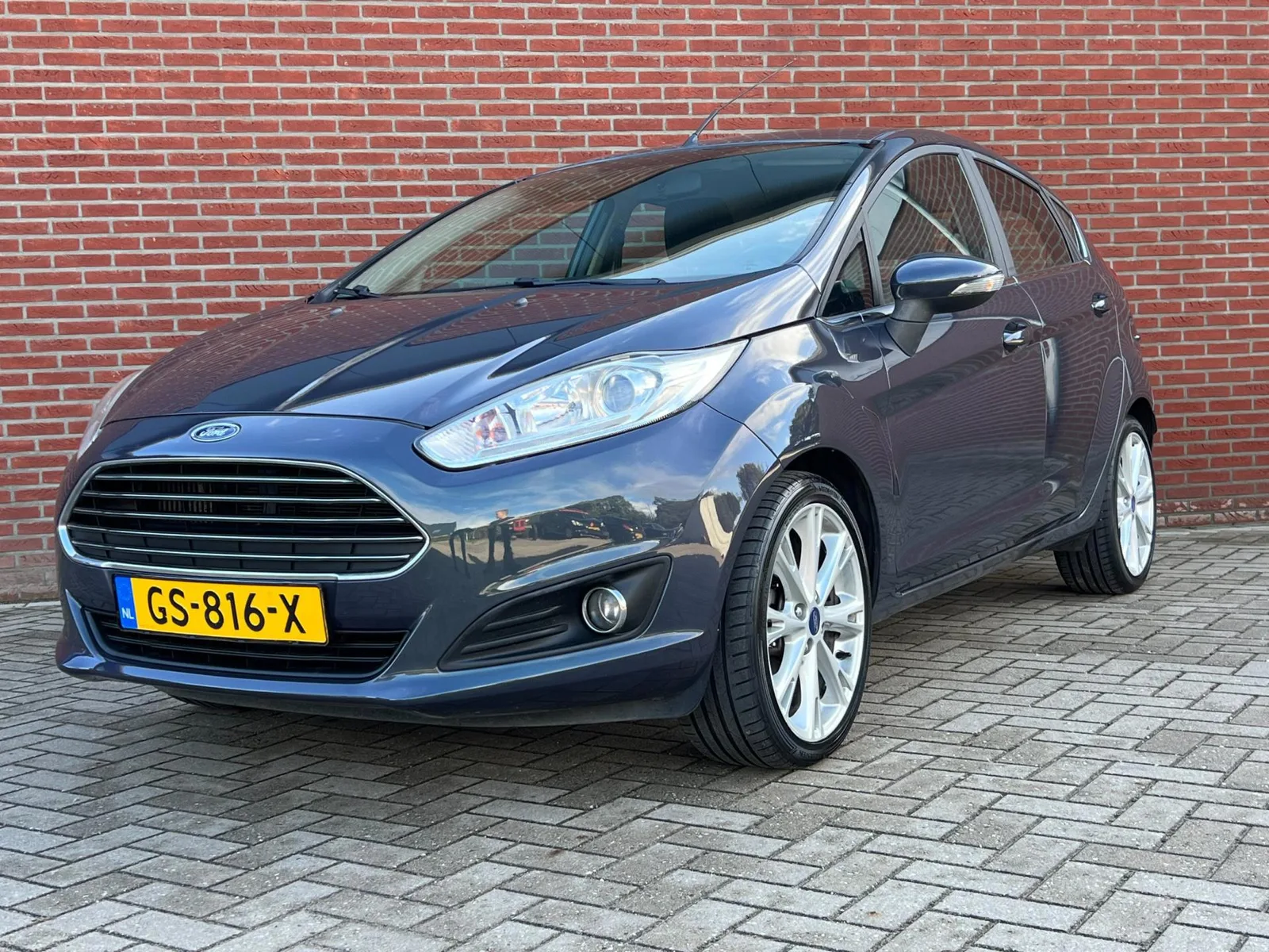 Ford Fiesta (2014) — foto 1