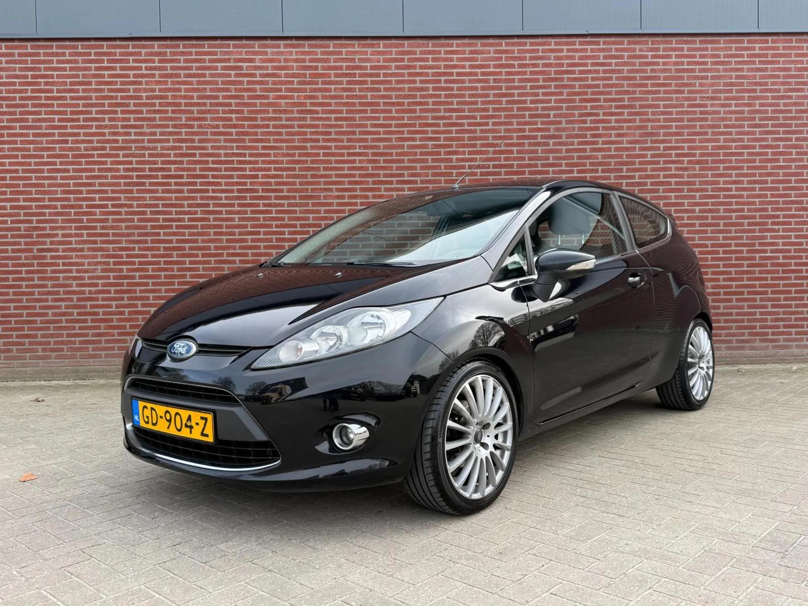 Ford Fiesta (2009) — foto 1