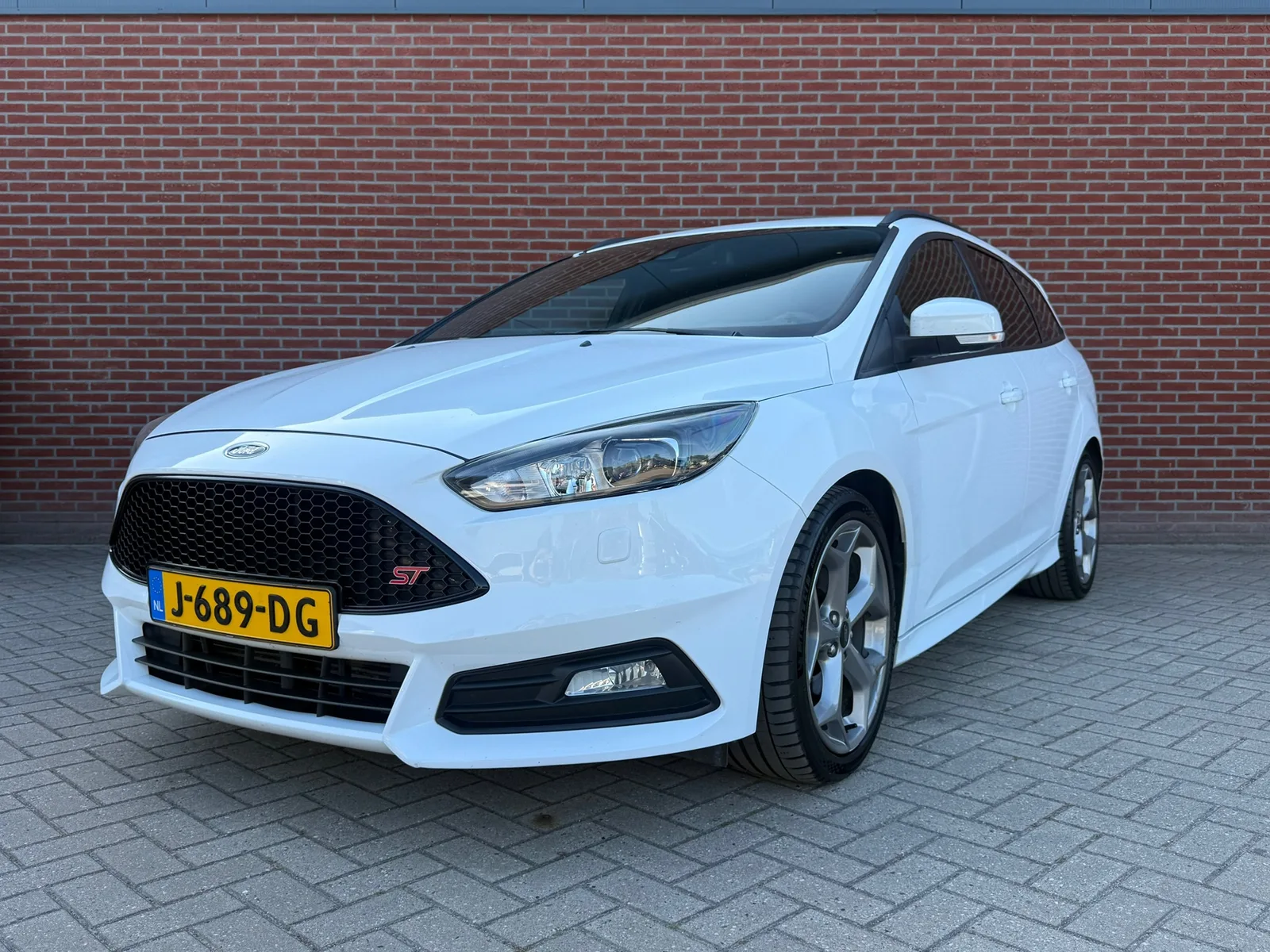 Ford Focus (2017) — foto 1