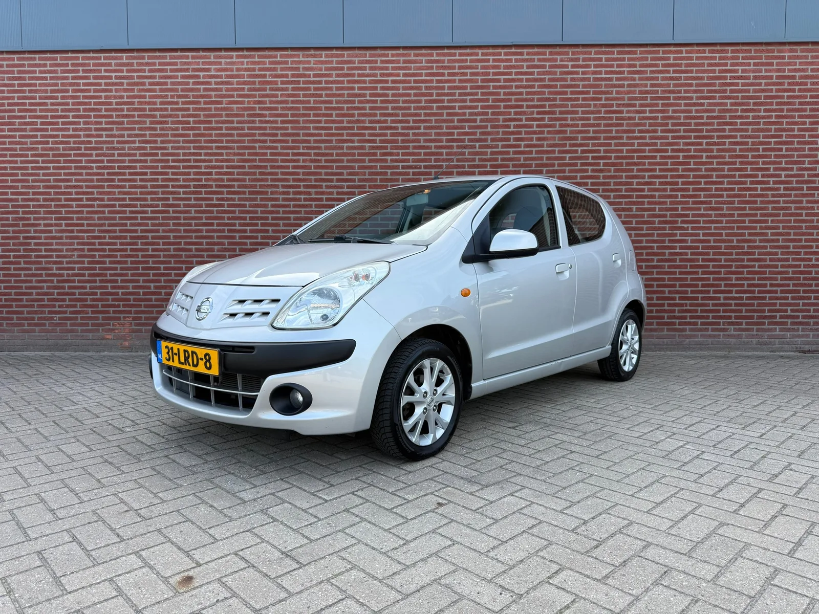 Nissan Pixo (2010) — foto 1