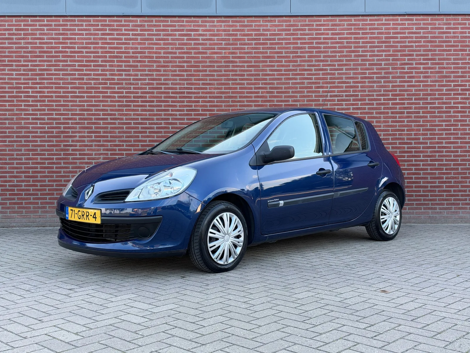 Renault Clio (2008) — foto 1