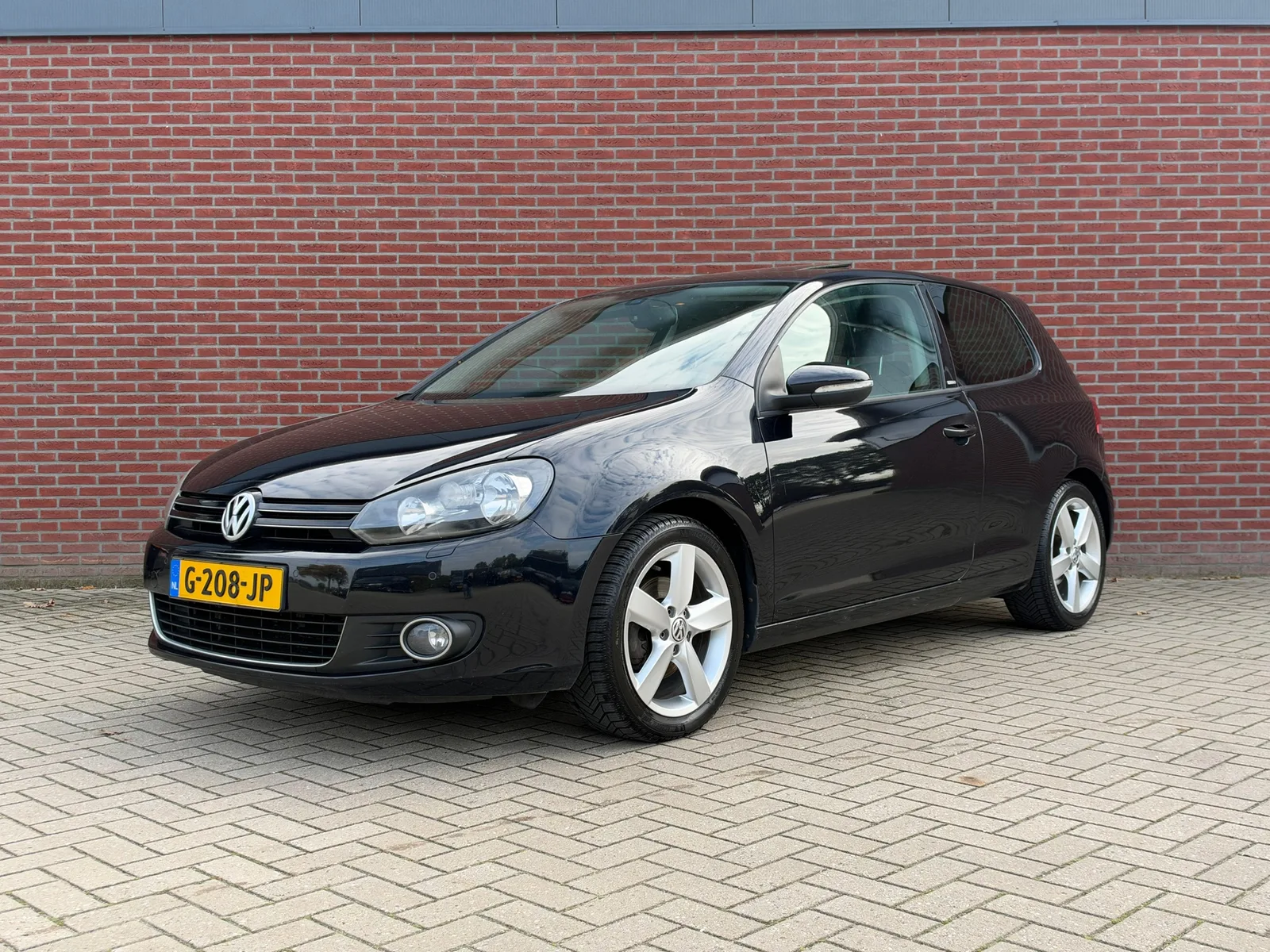 Volkswagen Golf (2011) — foto 1