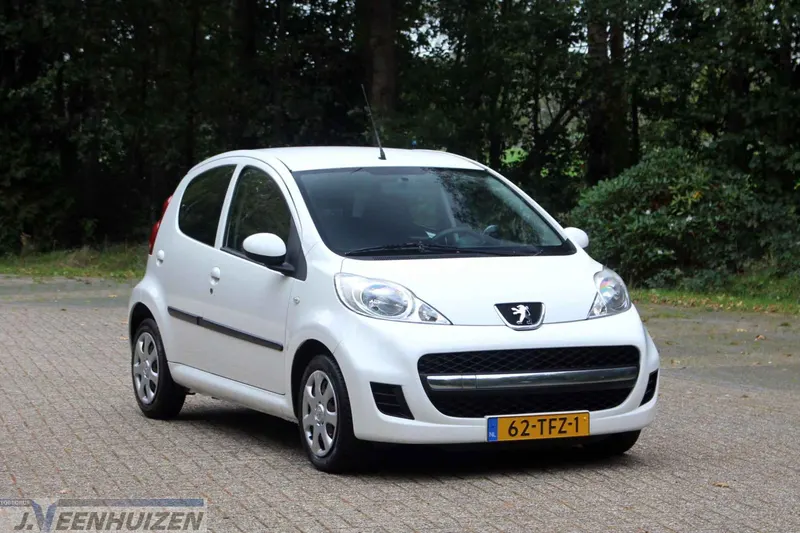 Peugeot 107 (2012)