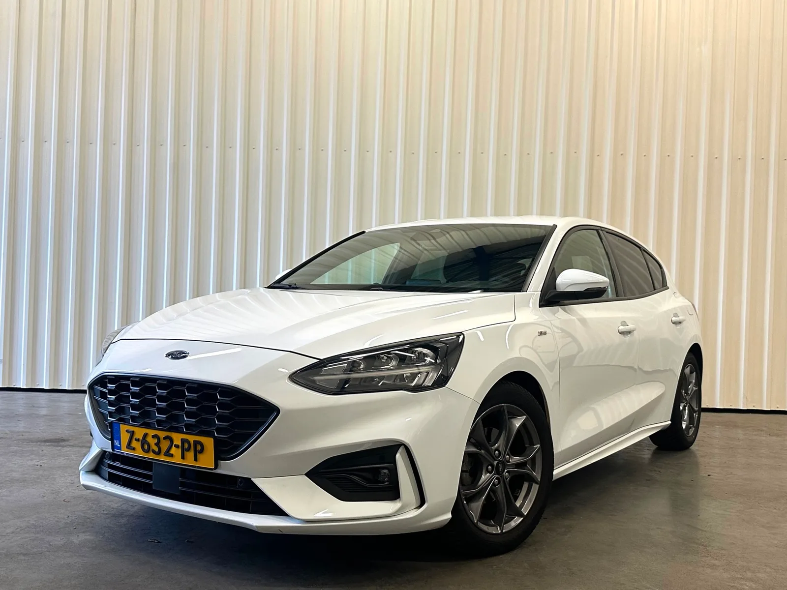 Ford Focus (2022) — foto 1