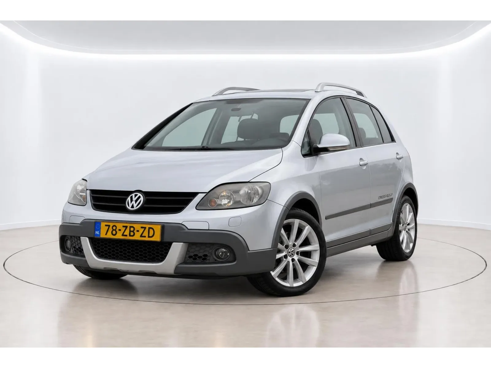 Volkswagen Golf (2008) — foto 1