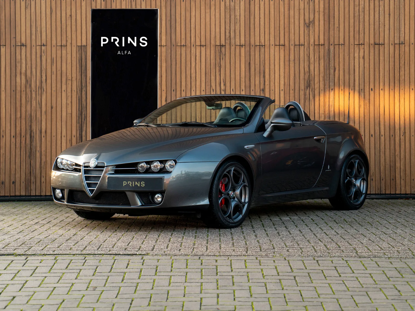 Alfa Romeo Spider (2011) — foto 1