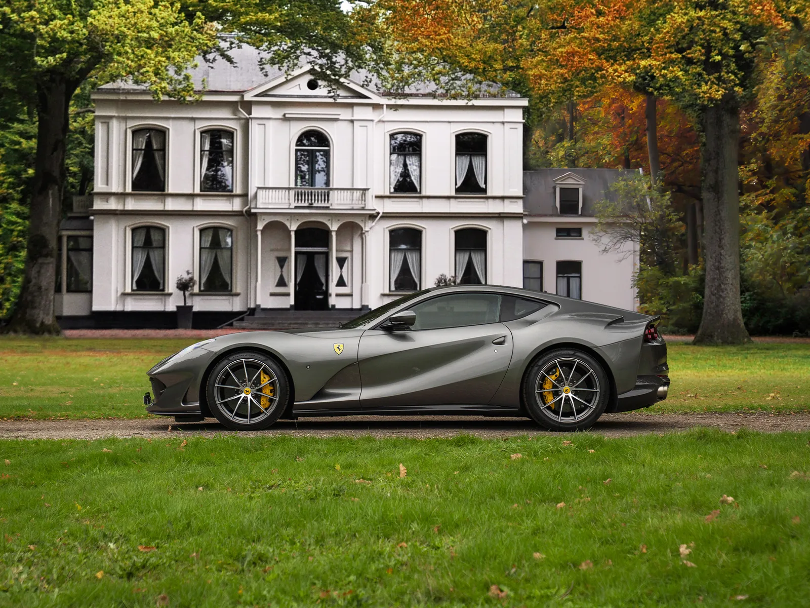 Ferrari 812 (2020) — foto 1